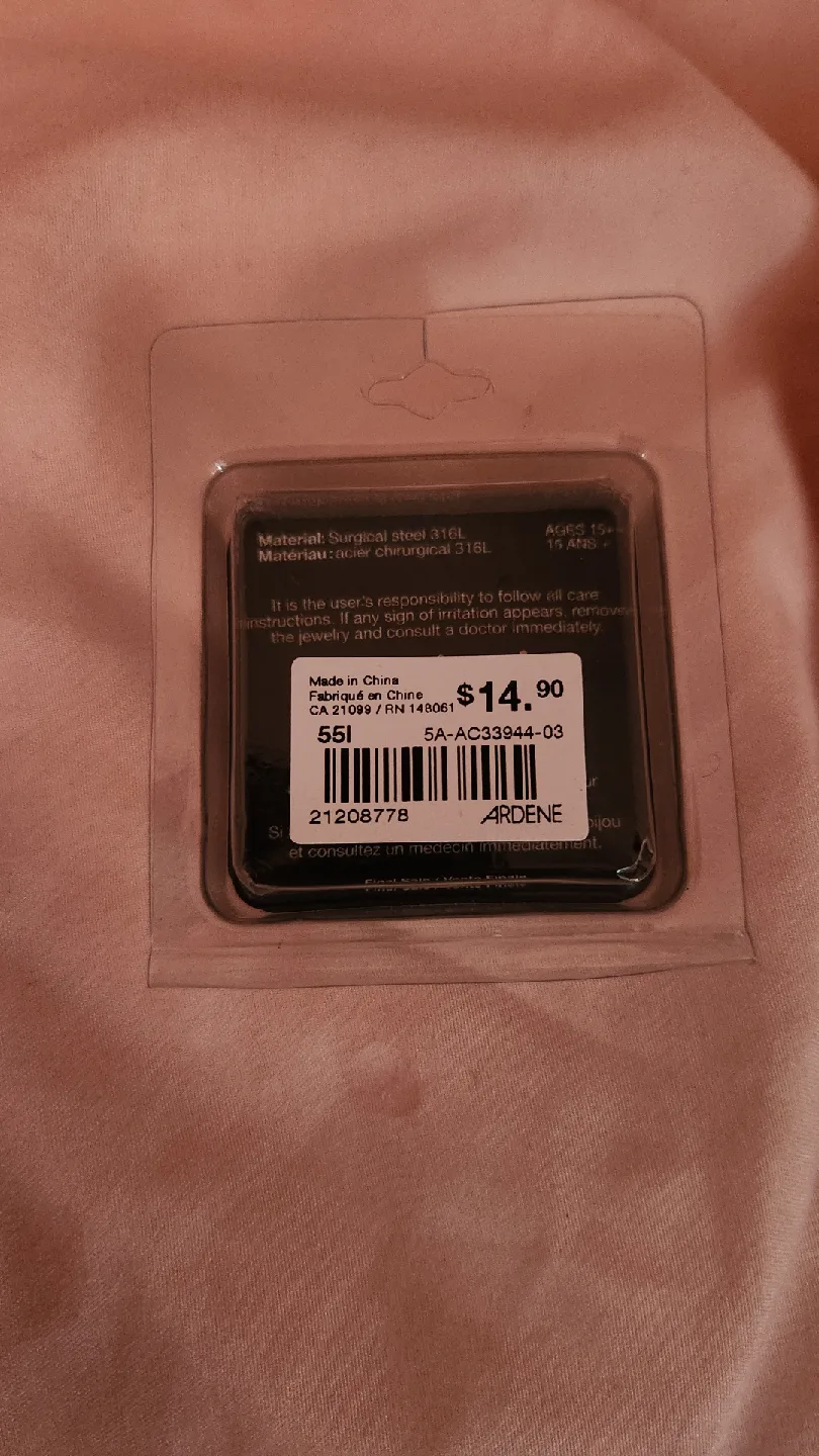 New Ardene Heart Nose Studs - 20G image indicator(2)