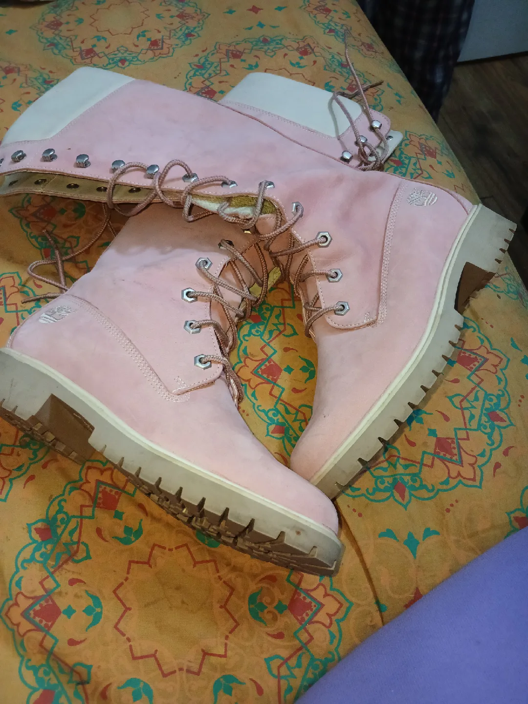 Timberland Pink Boots thumbnail