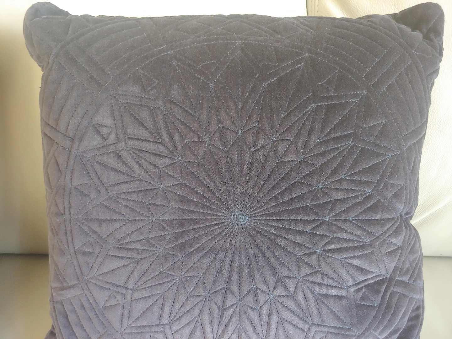 2 New Decorative Cushion - 18 in x 18 in - photo 2