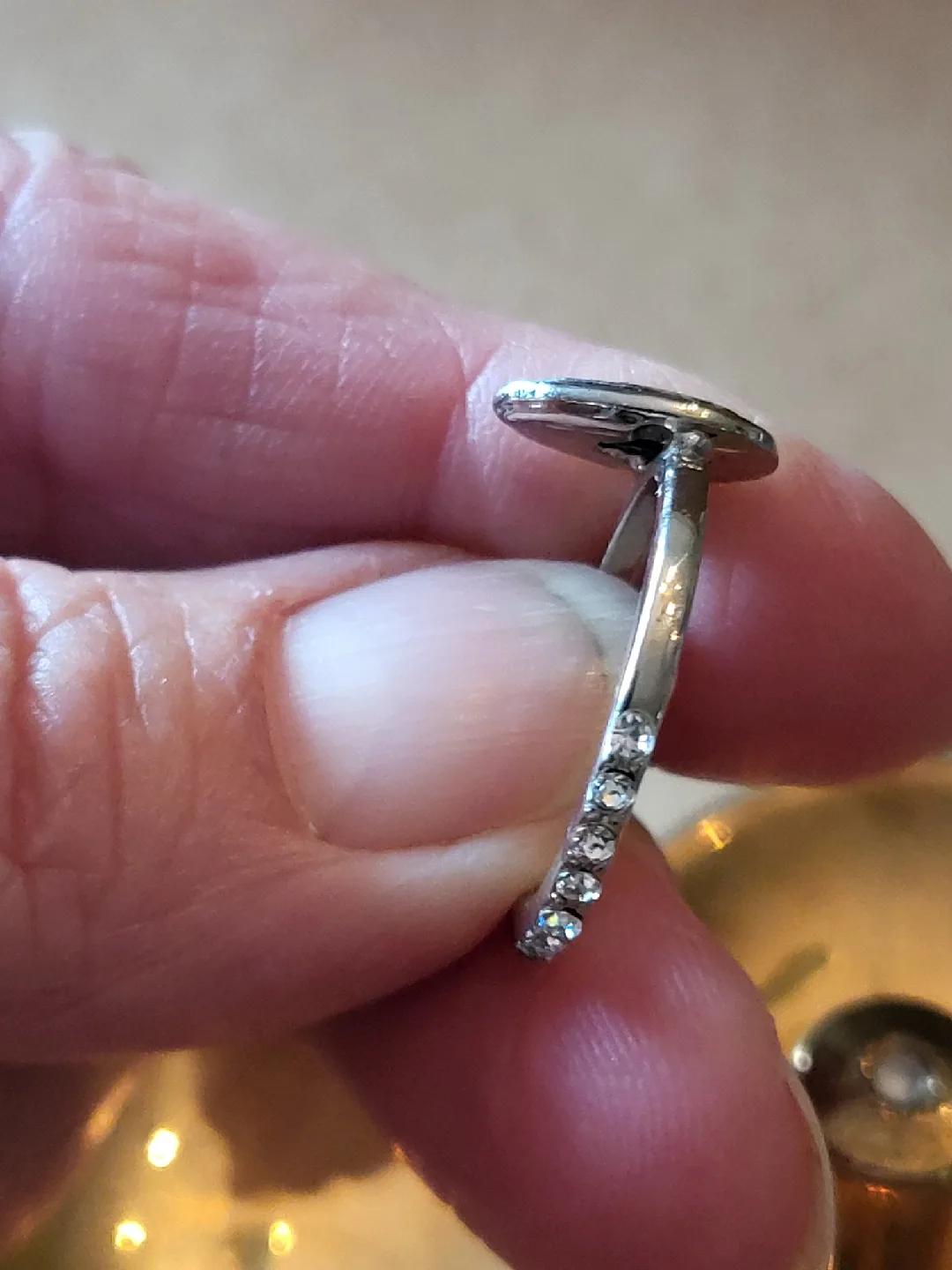 Abalone & Rhinestone Ring image indicator(6)