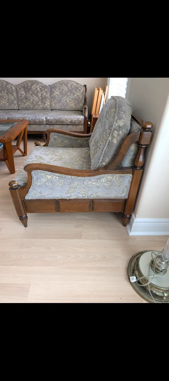 vintage sofa and chair set image indicator(6)