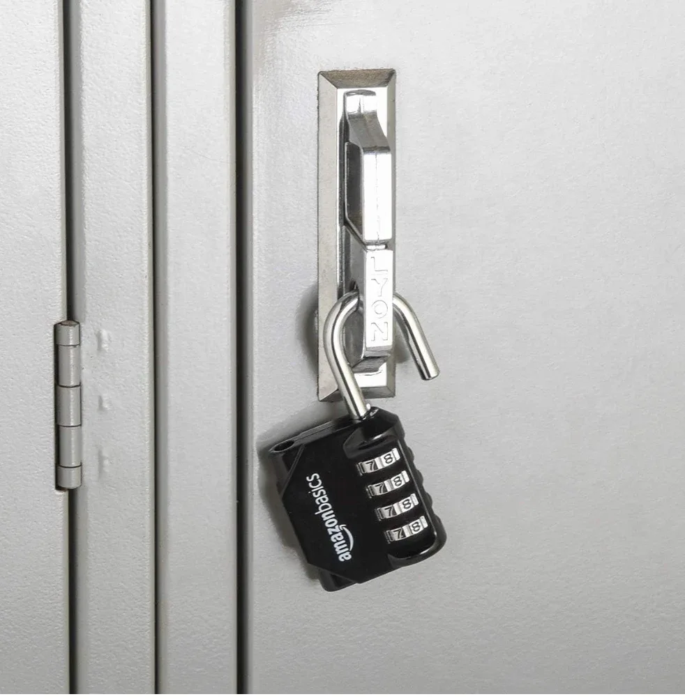 AmazonBasics Combination Padlock - Black image indicator(4)