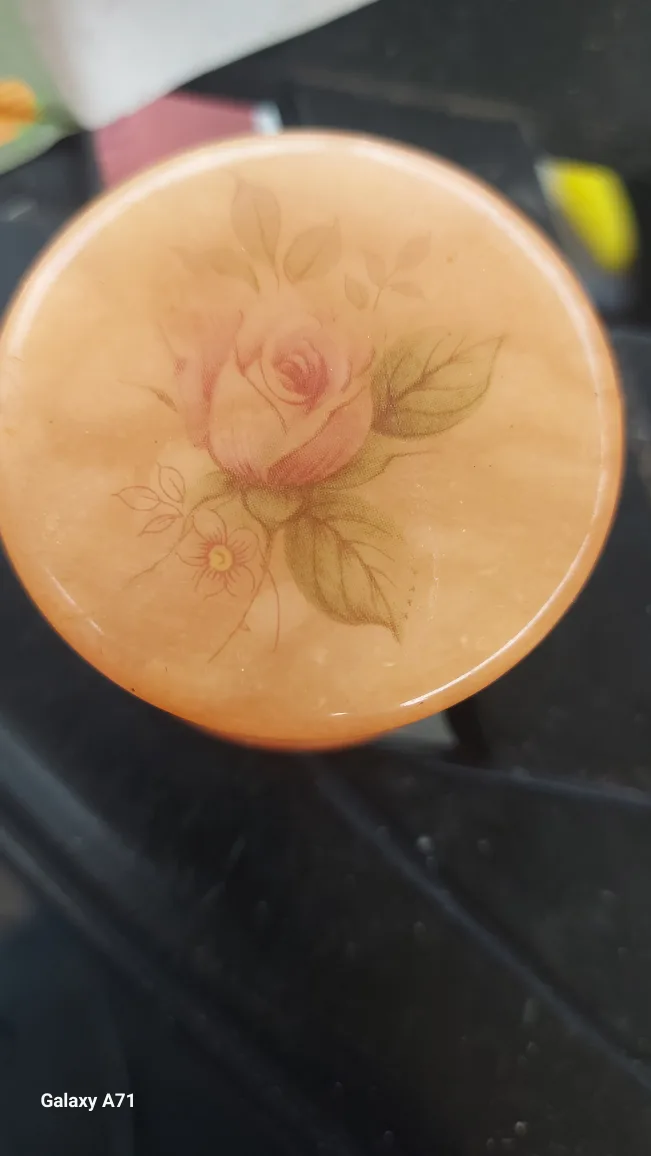 Genuine Alabaster Hand Carved Trinket Box image indicator(2)