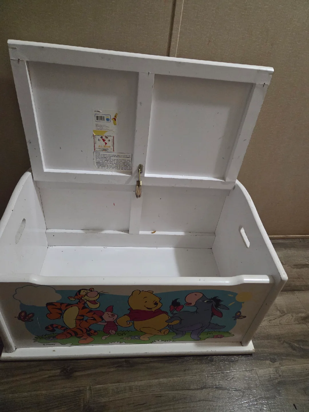Winnie the Pooh Toy Chest thumbnail