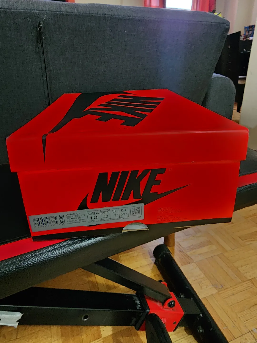 Nike Air Jordan 1 Retro High OG Satin bred image indicator(8)