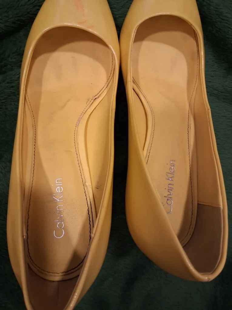 Calvin Klein Yellow Pointed Heels thumbnail