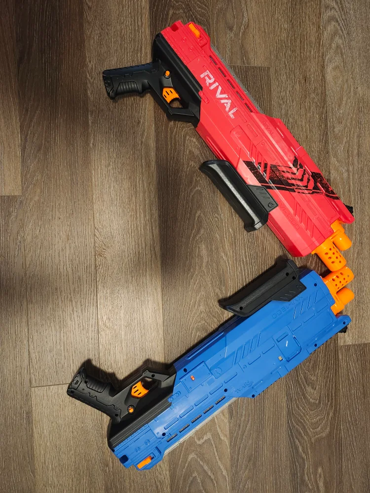 Nerf Rival Curve Shot - 2 Blasters image indicator(2)
