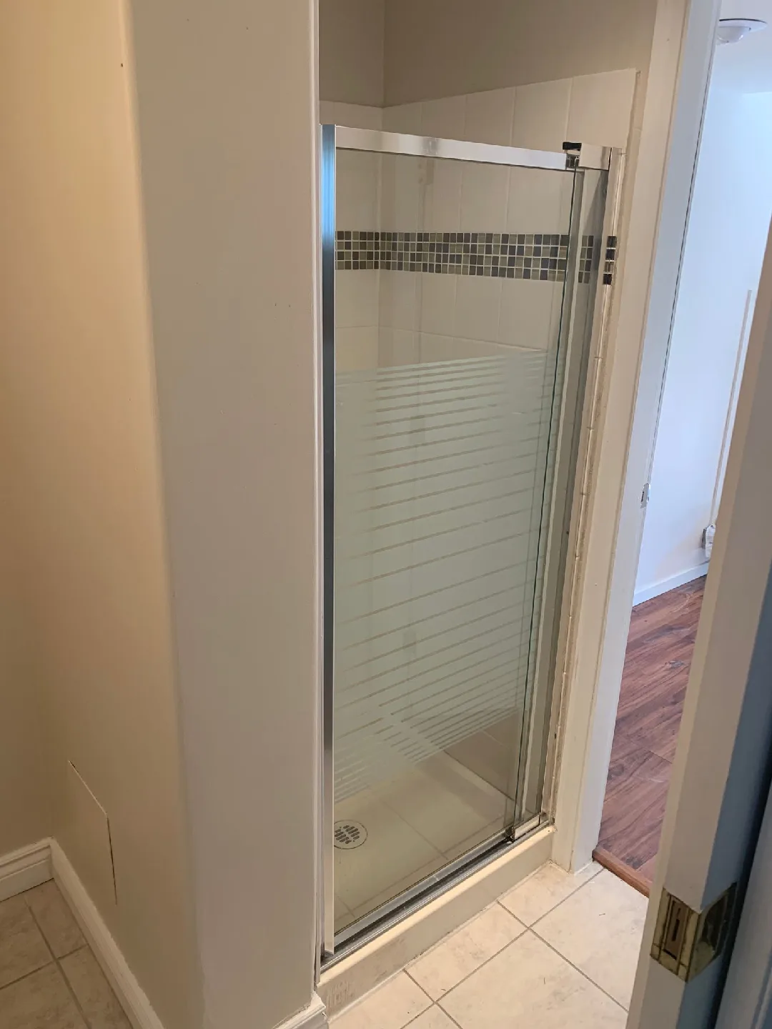 2 bedroom garden suite image indicator(8)