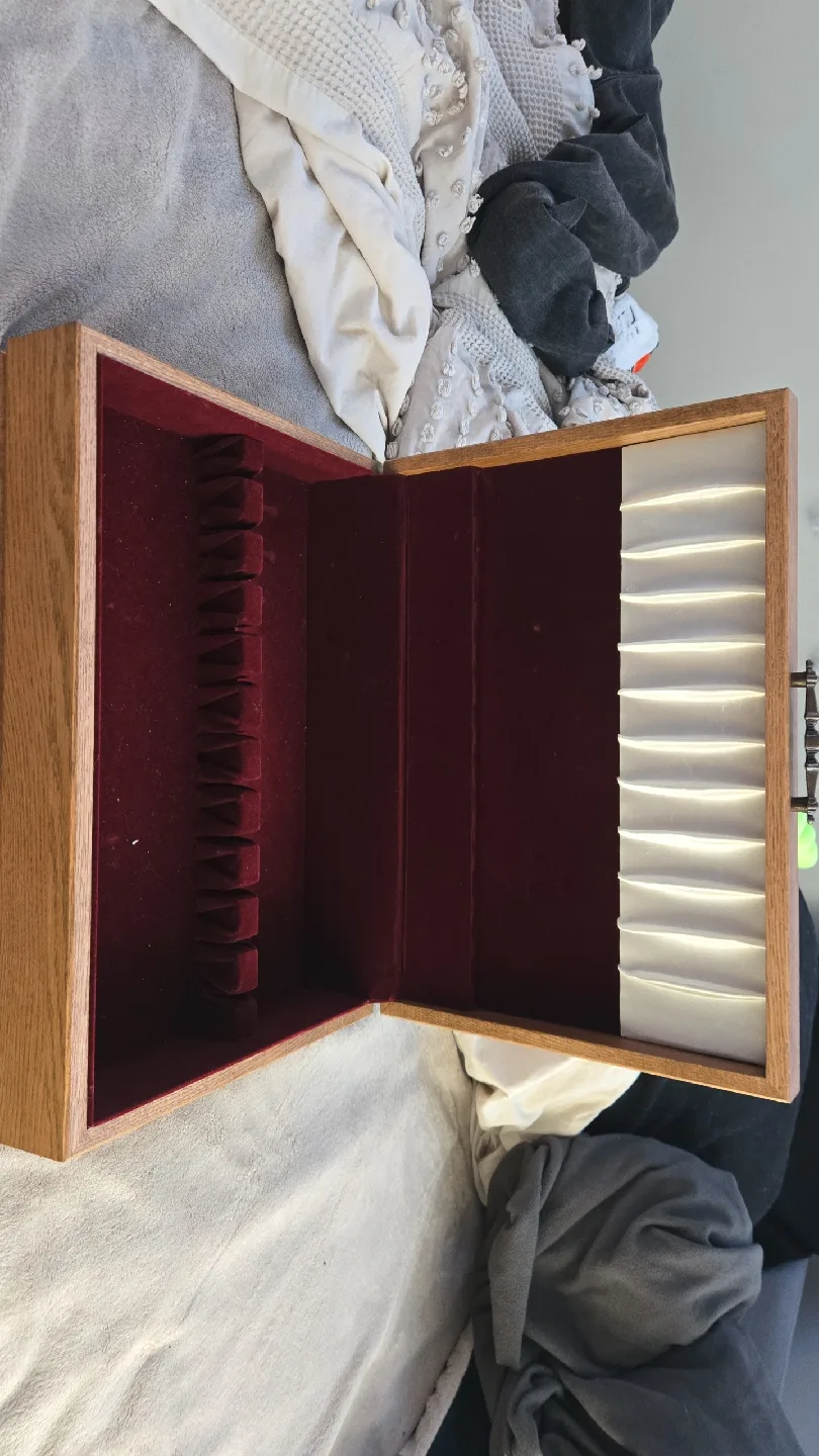 Wooden Jewellery Box image indicator(2)