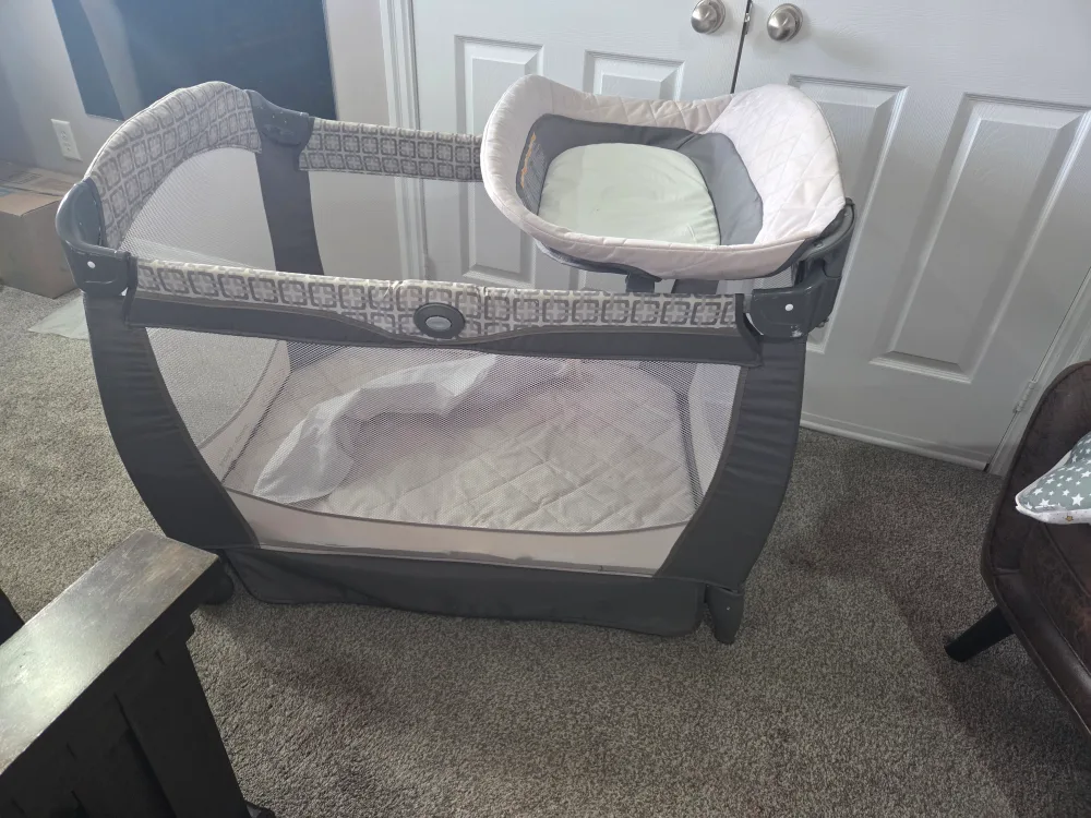 Graco Pack 'n Play Playard image indicator(3)