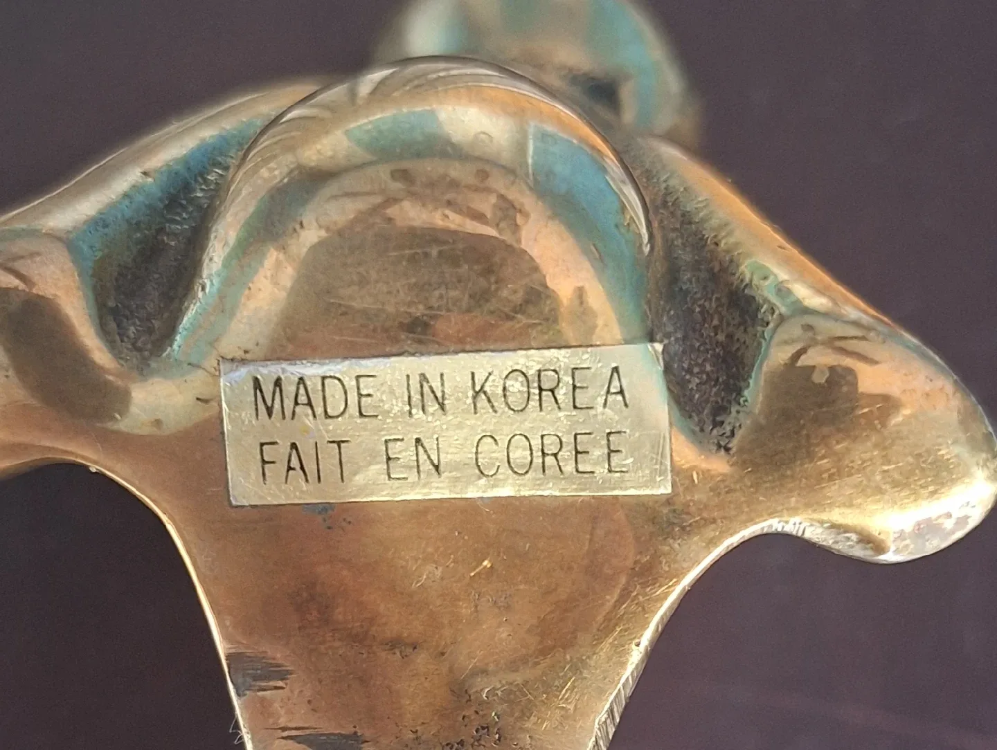 Vintage solid brass Figurines - Sitting Frog and Fish image indicator(7)