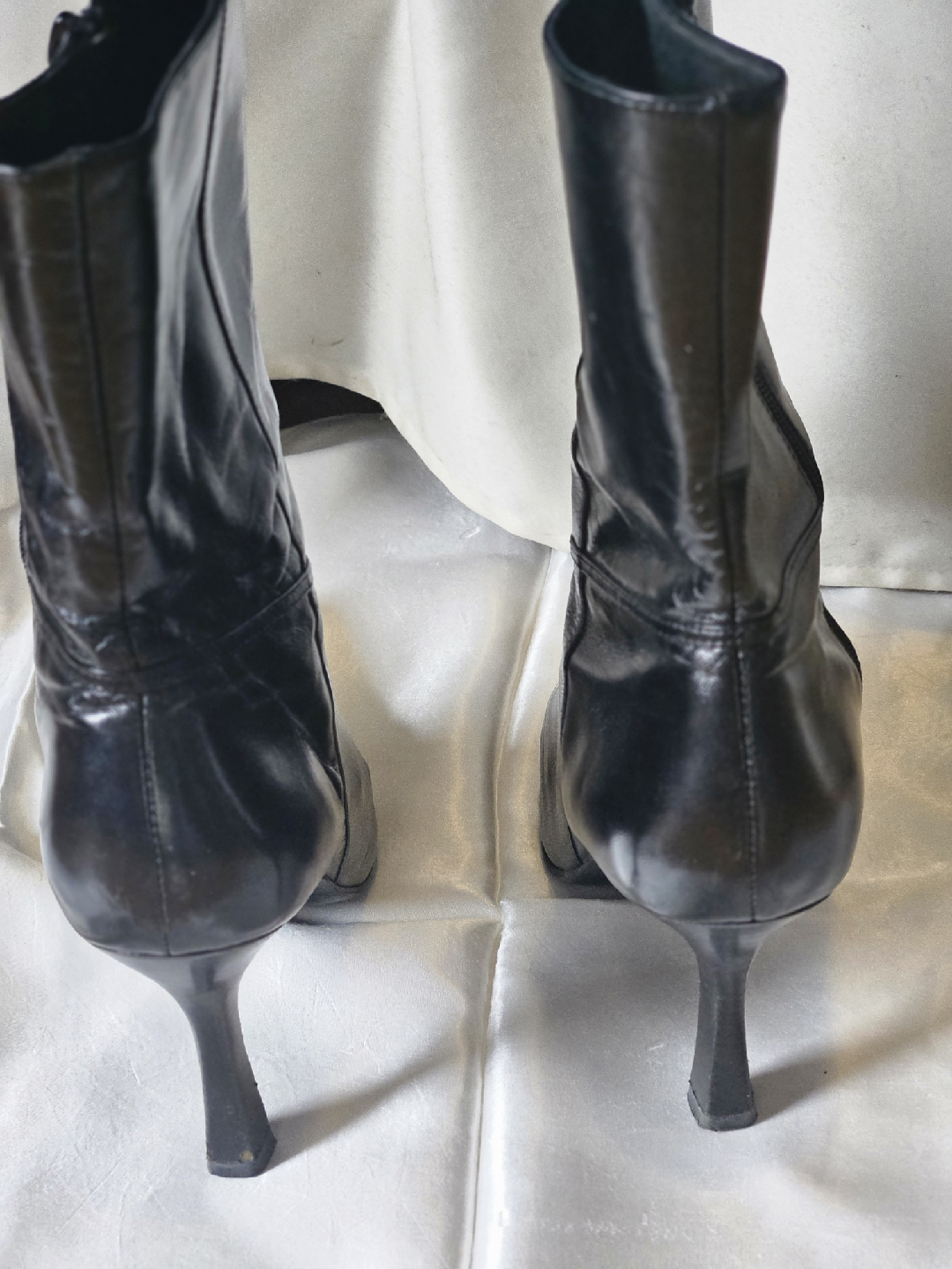 Katie & Kelly Elegant Black Boots - size 9 - photo 3