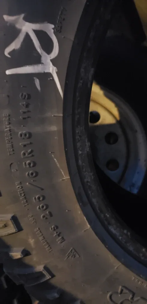 4x Goodyear duratrac  Tires 265/65R18 image indicator(2)