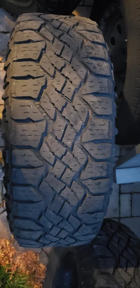 4x Goodyear duratrac  Tires 265/65R18 image indicator(4)