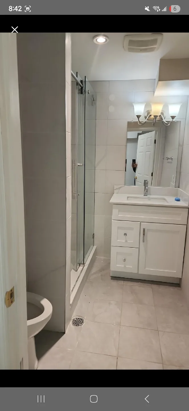 2 beedroom basement for rent image indicator(3)