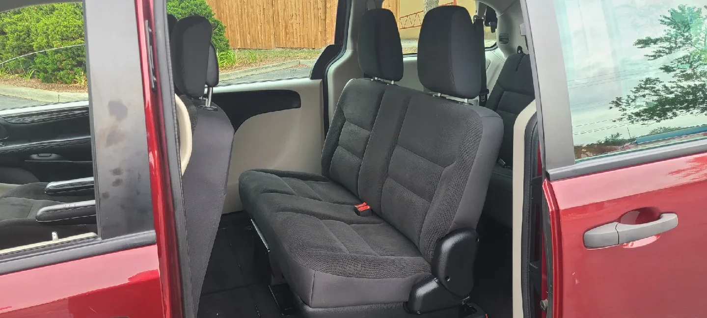 2017 DODGE GRAND CARAVAN SE image indicator(7)