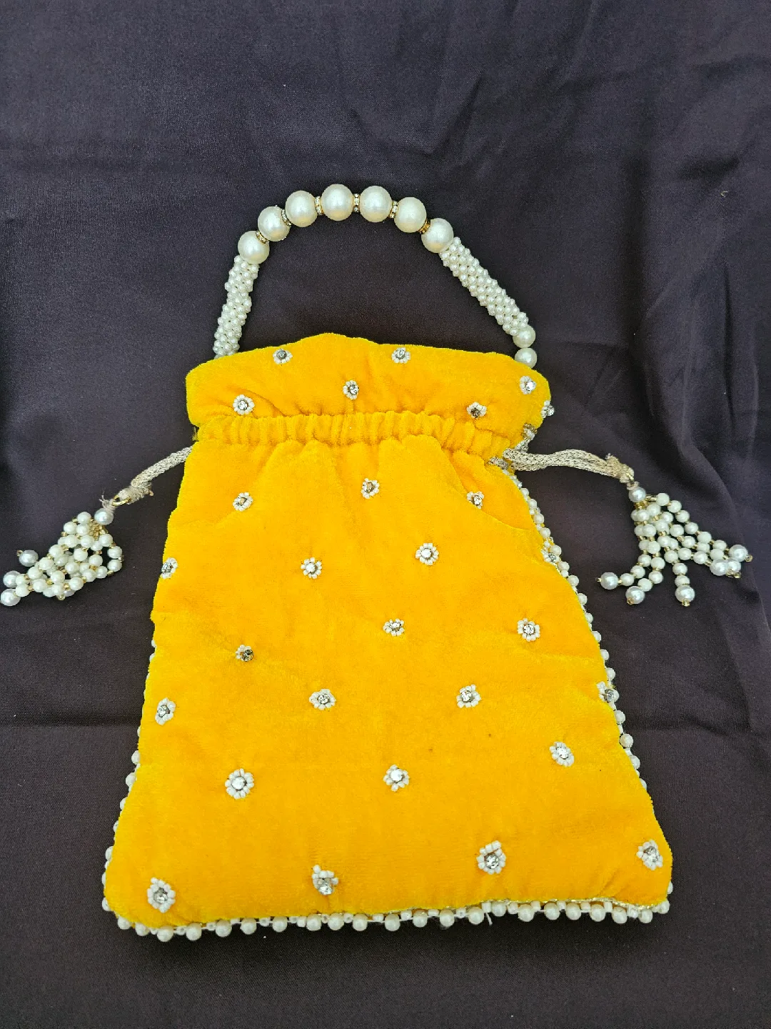LIKE NEW - Yellow Beaded Bag image indicator(2)