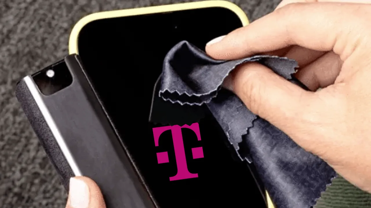 2 T-Mobile All-In-One Screen Cleaner Kits - New🧡 image indicator(2)