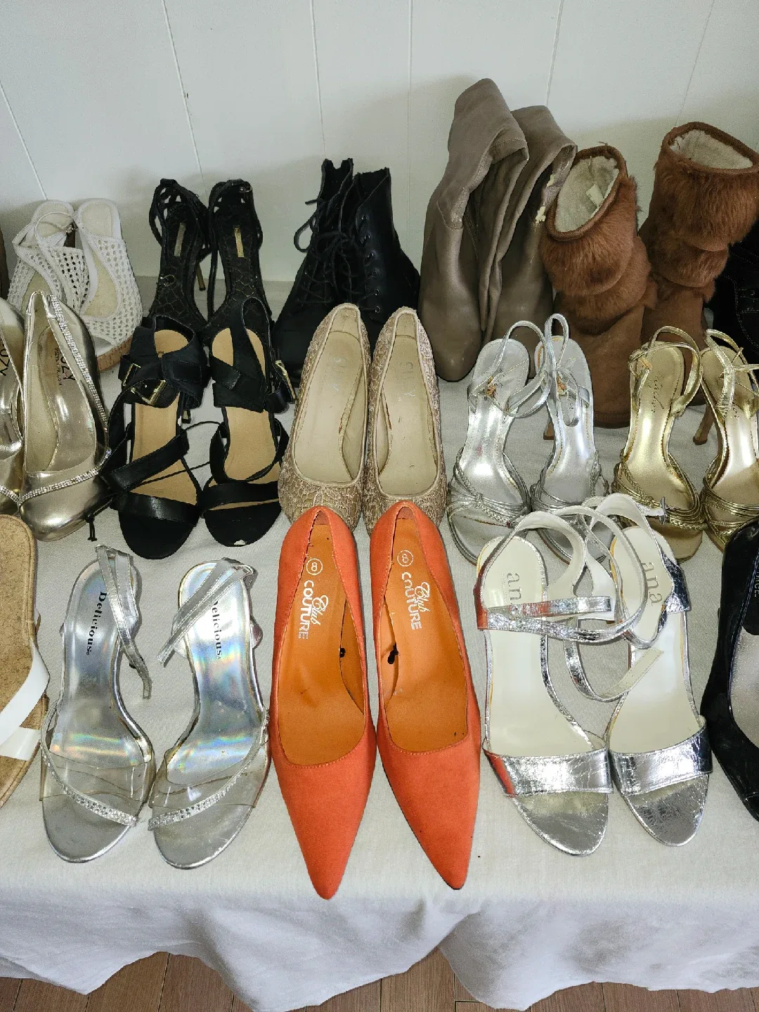 Assorted Women's Shoes Collection image indicator(3)