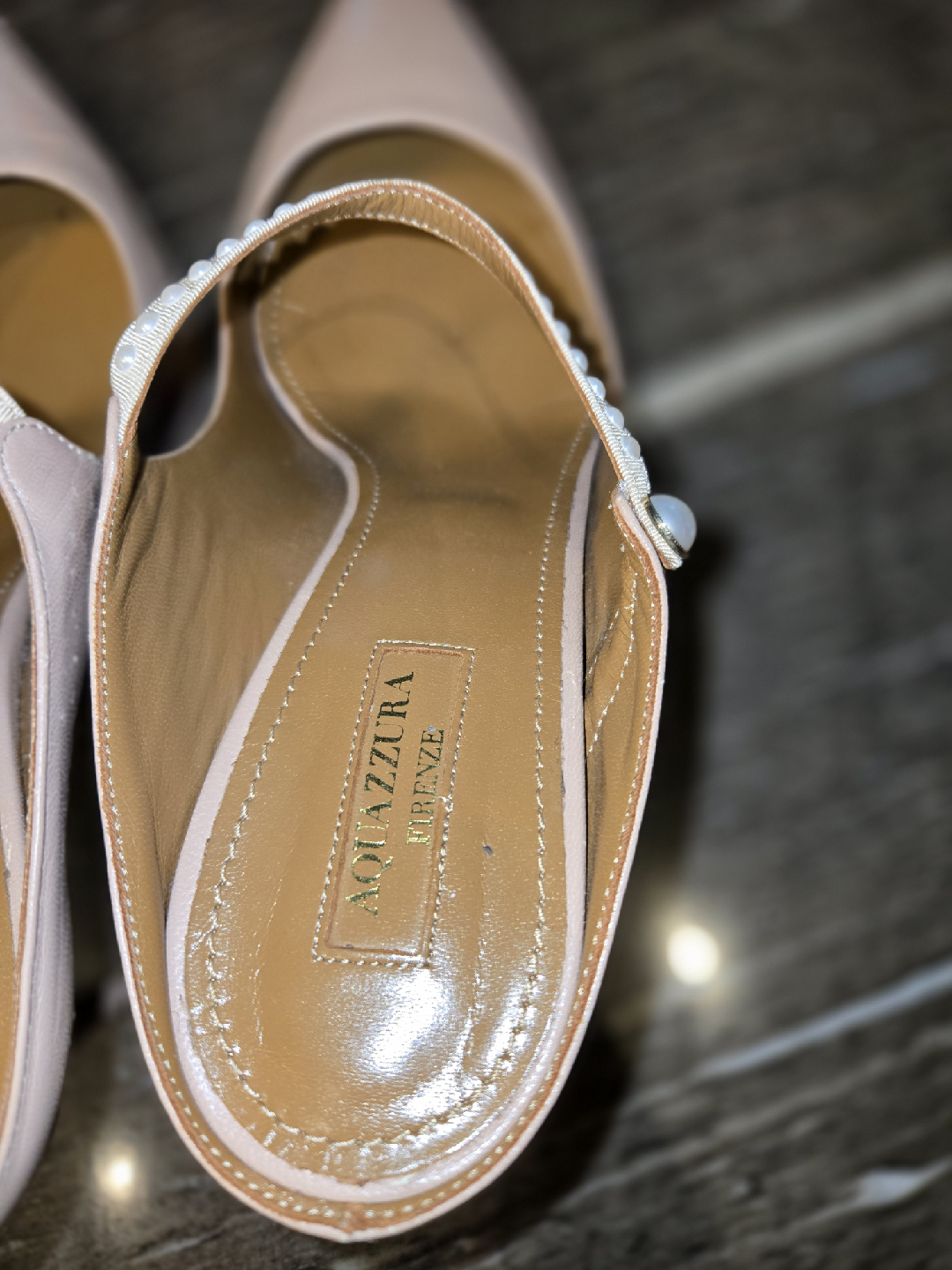 Aquazzura Pearl Embellished Leather Mules Size 41 - photo 5