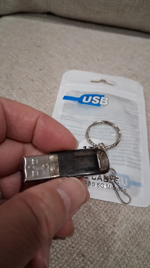 1TB USB 3.0, Lenovo Flash Drives image indicator(6)