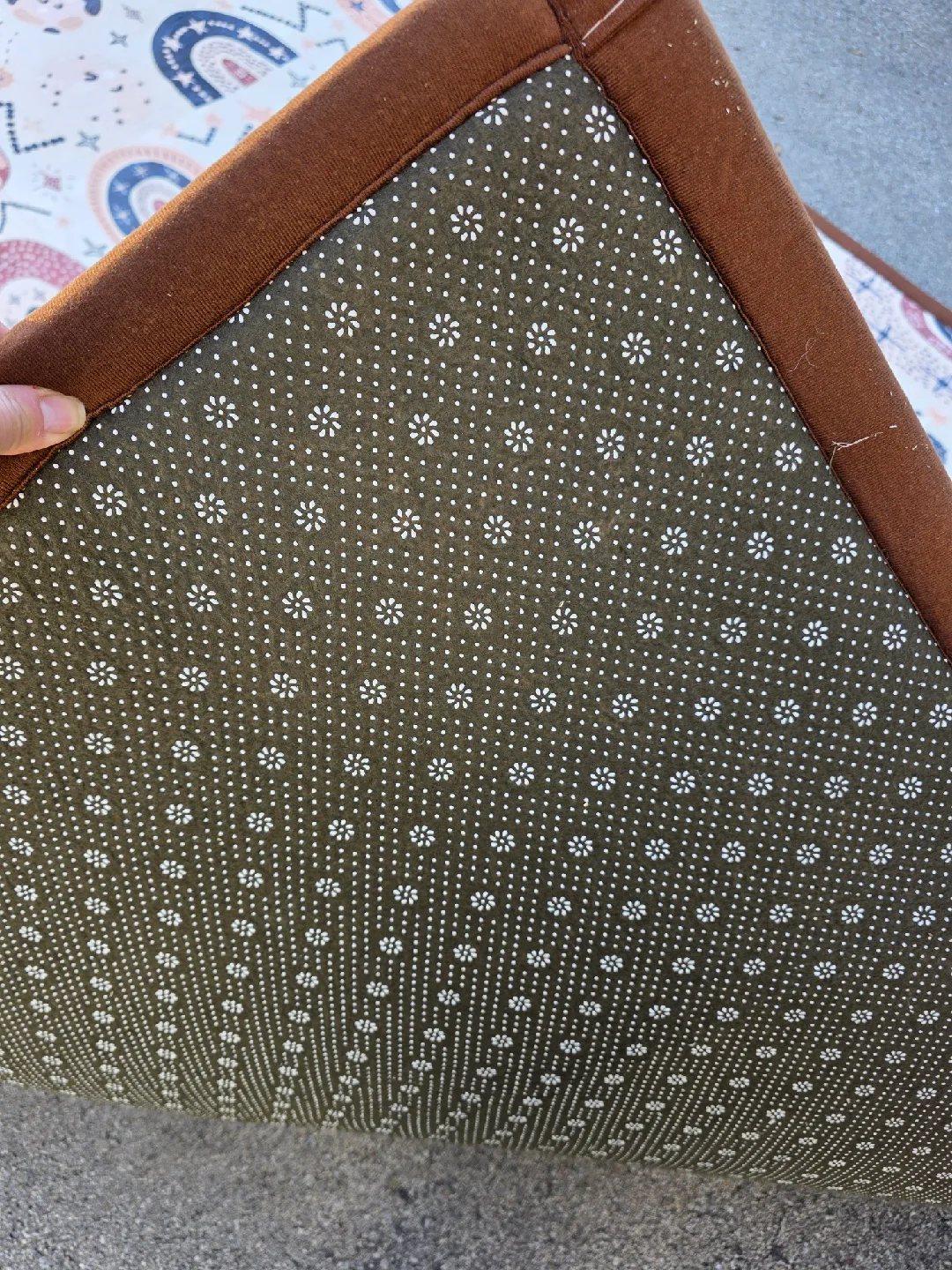 Rainbow & Planets Play Mat image indicator(4)