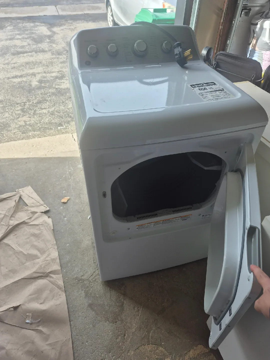 GE Electric Dryer - White image indicator(2)