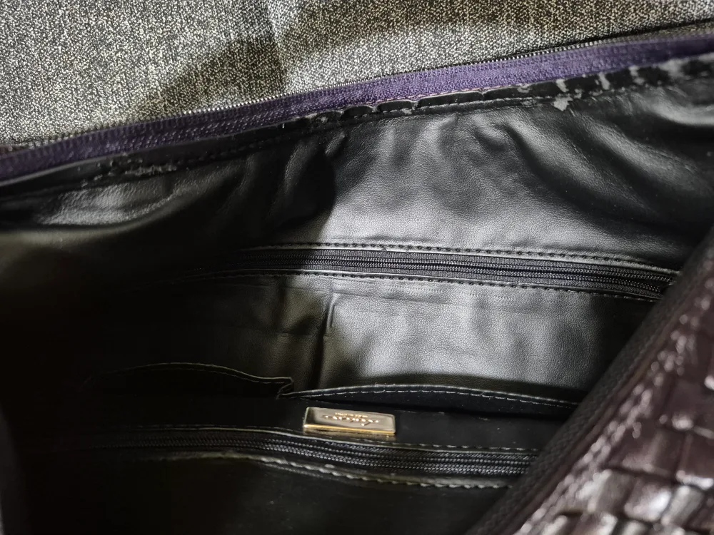 Lederer Woven Patent Leather Shoulder Bag image indicator(2)