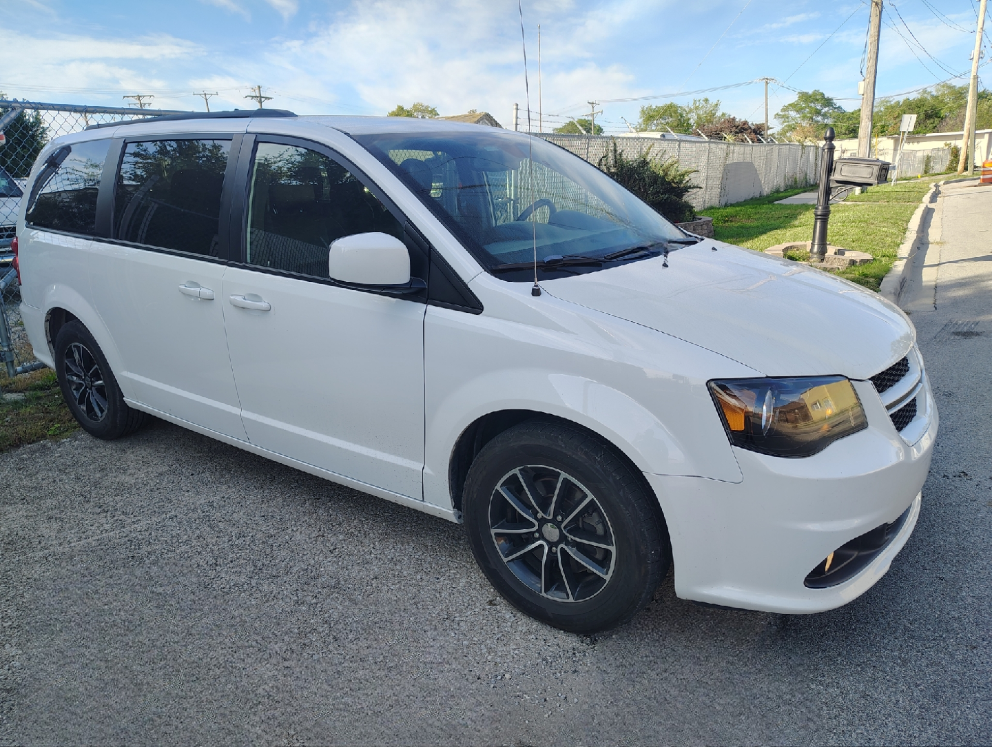 2019 Dodge Caravan GT - photo 5