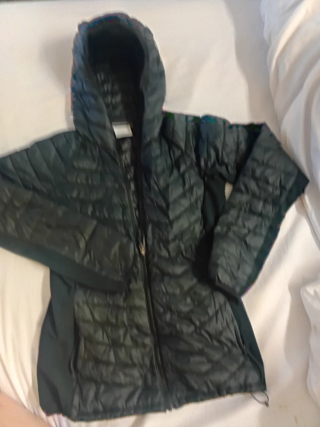 Columbia Puffer Jacket - Size XS thumbnail