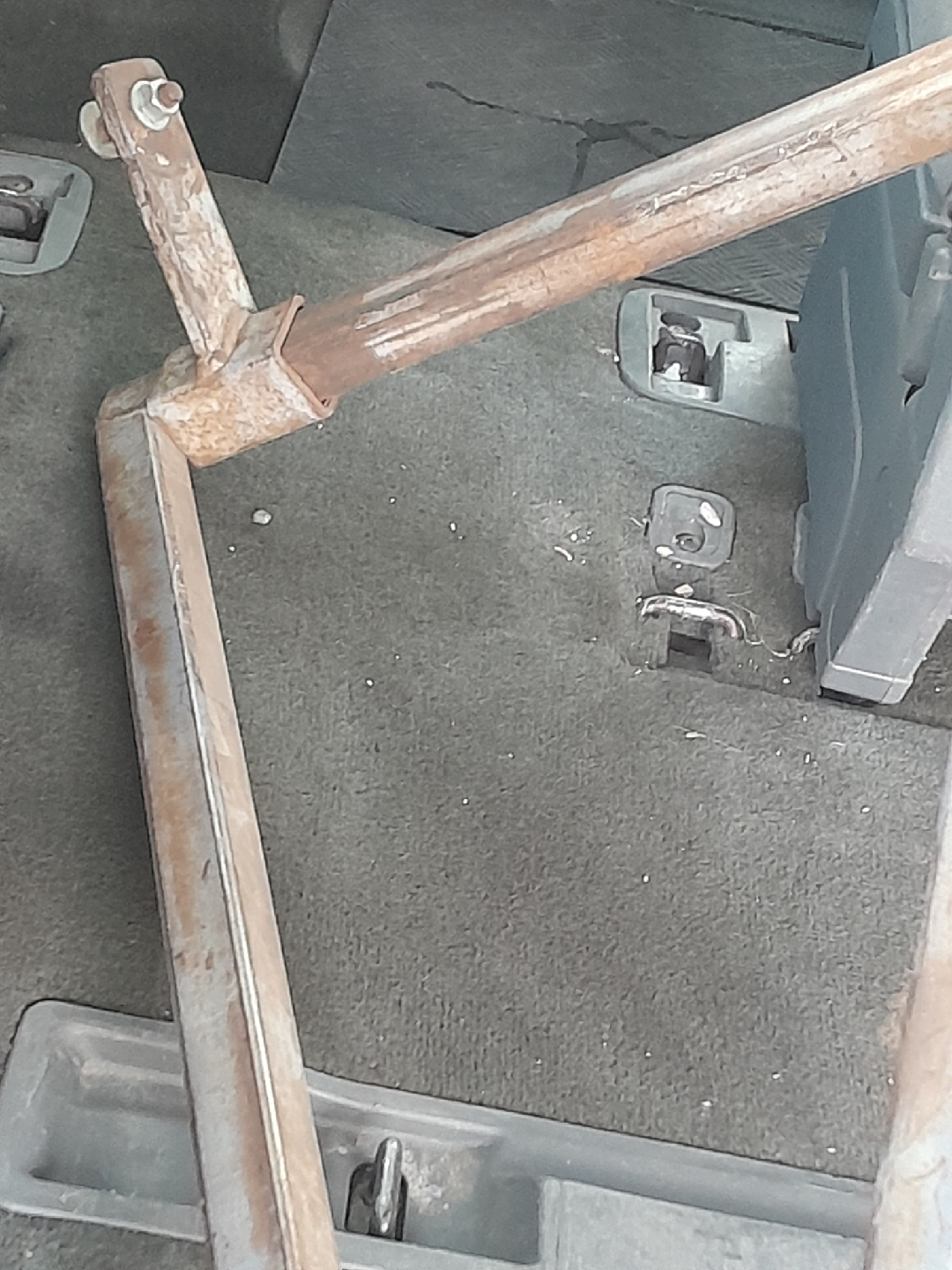 tow bar and hitch - photo 3