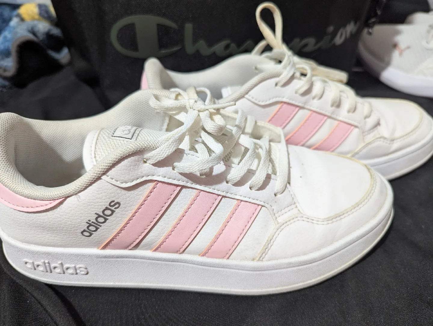 Adidas shoes white pink US 7.5 sneaker women's 8.5 thumbnail