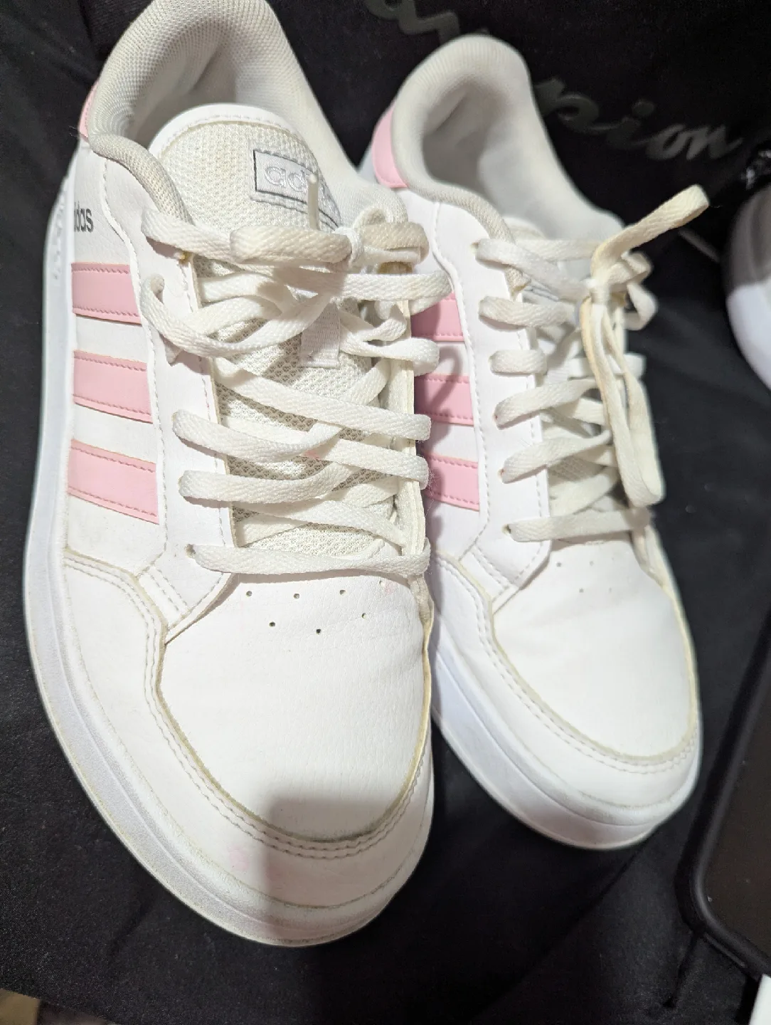 Adidas shoes white pink US 7.5 sneaker women's 8.5 image indicator(2)
