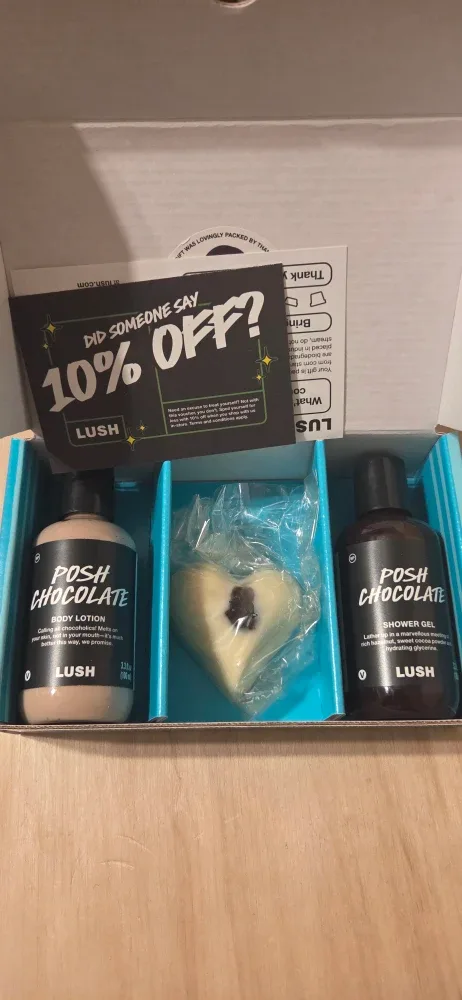 Lush Posh Chocolate Gift Set image indicator(2)