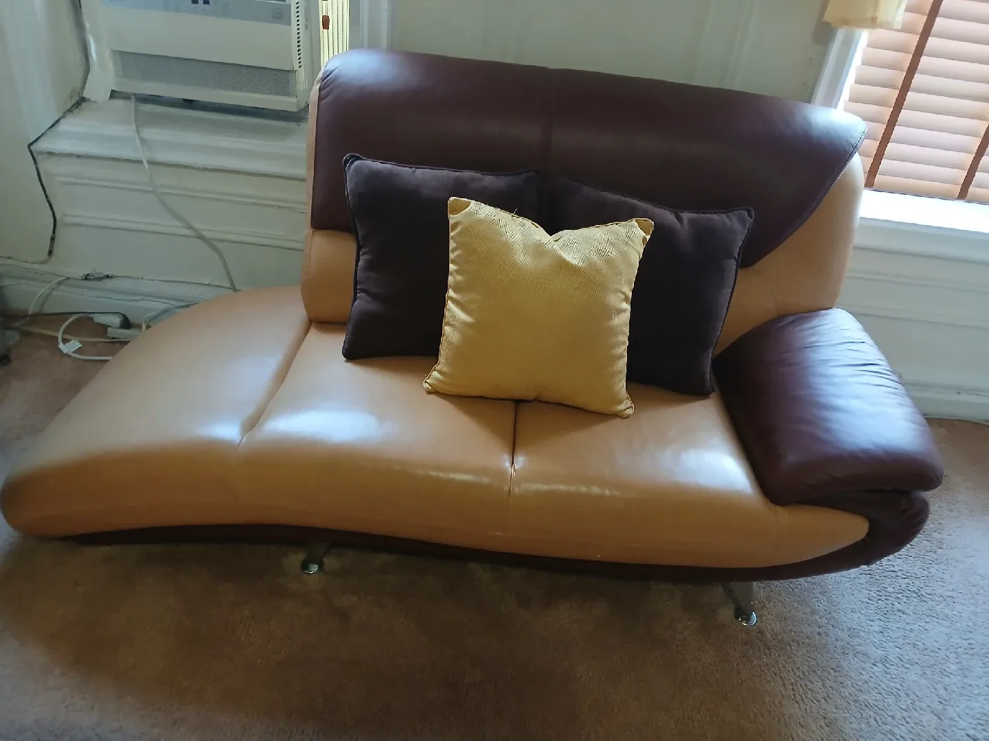 Leather Two-Tone Sofa image indicator(2)