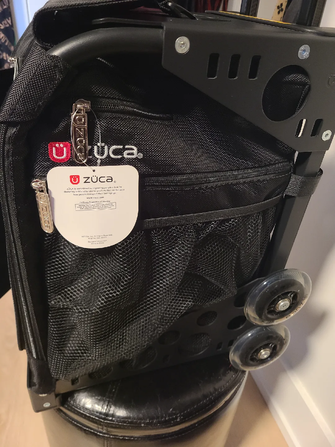 Brand New MAC Zuca rolling makeup bag image indicator(6)