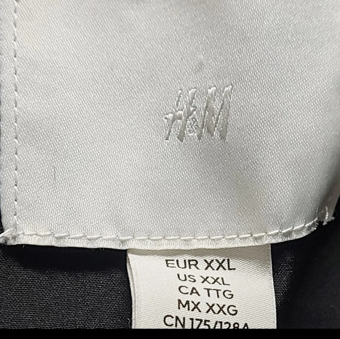 H&M XXL Plaid Coat image indicator(3)