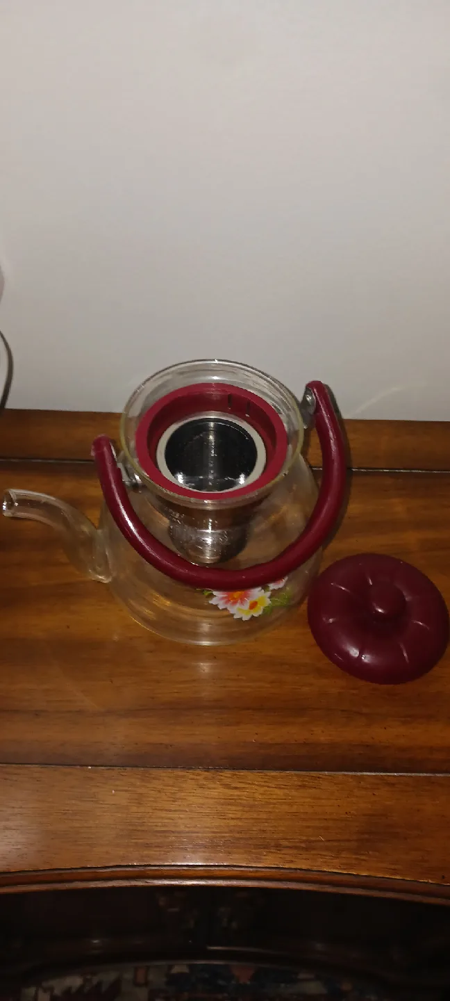 Teapot Set almost new $14 each image indicator(4)