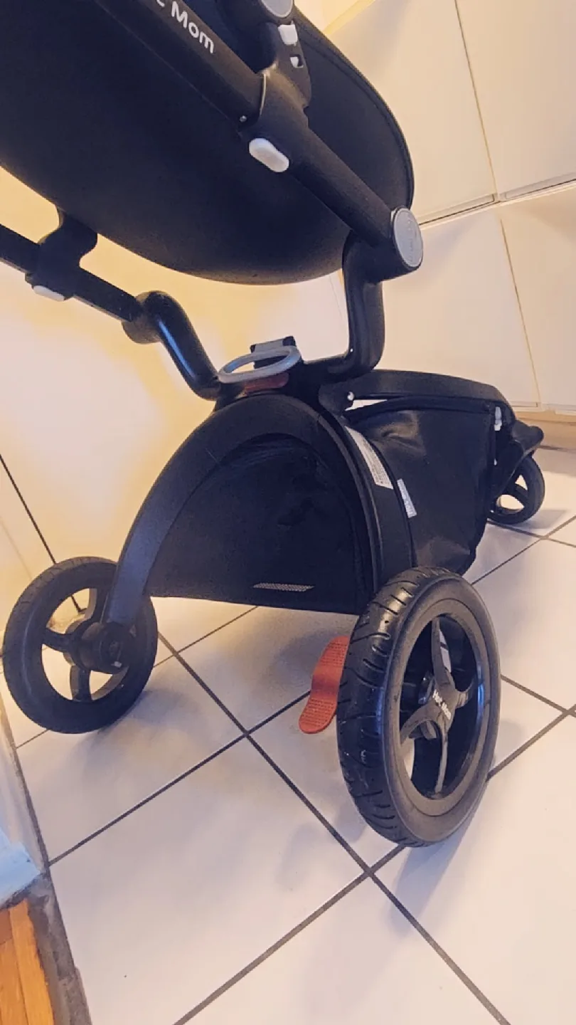 Hot Mom Black Stroller image indicator(2)