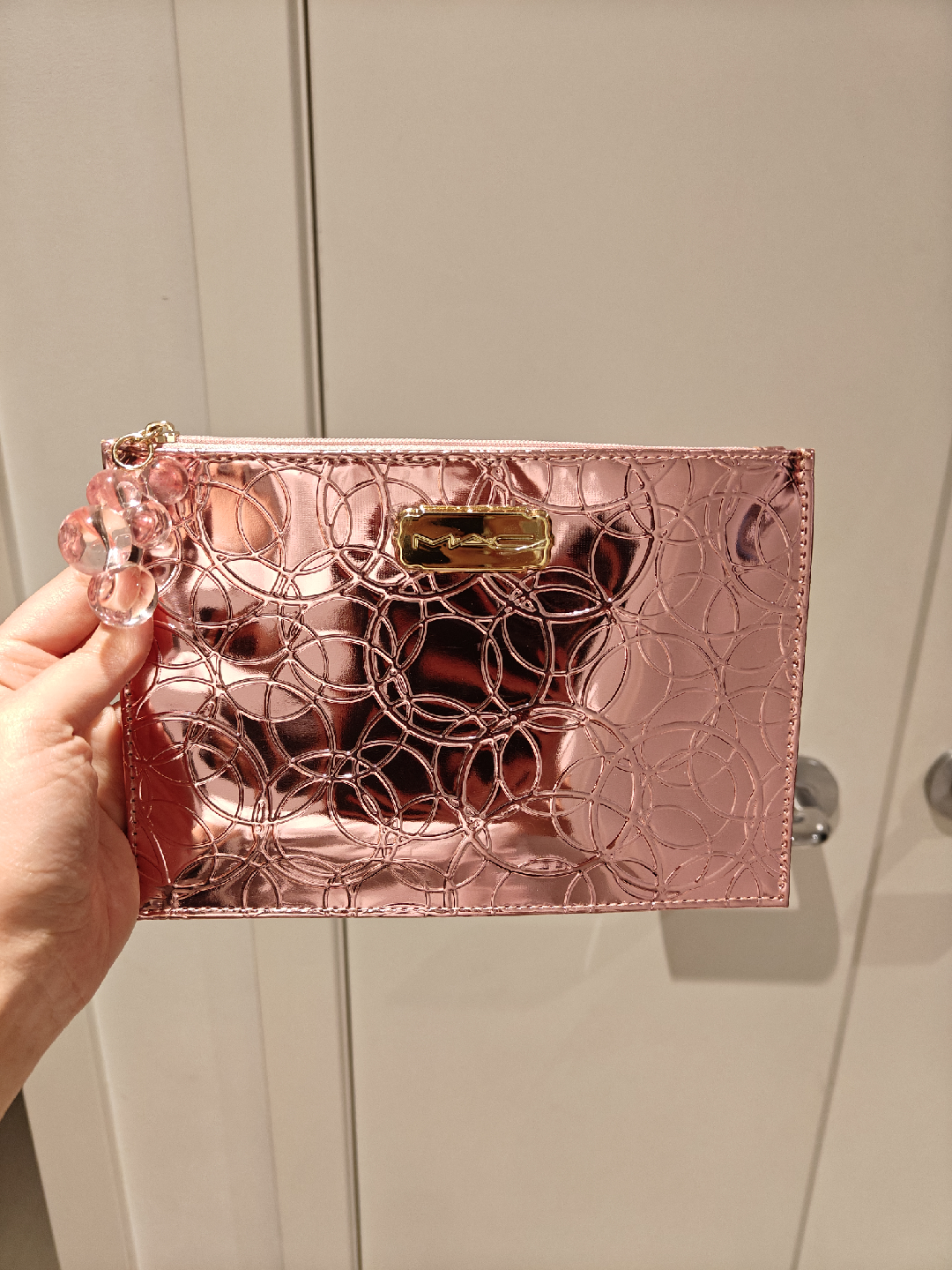 MAC Cosmetic Bag (pink) + Freebies!