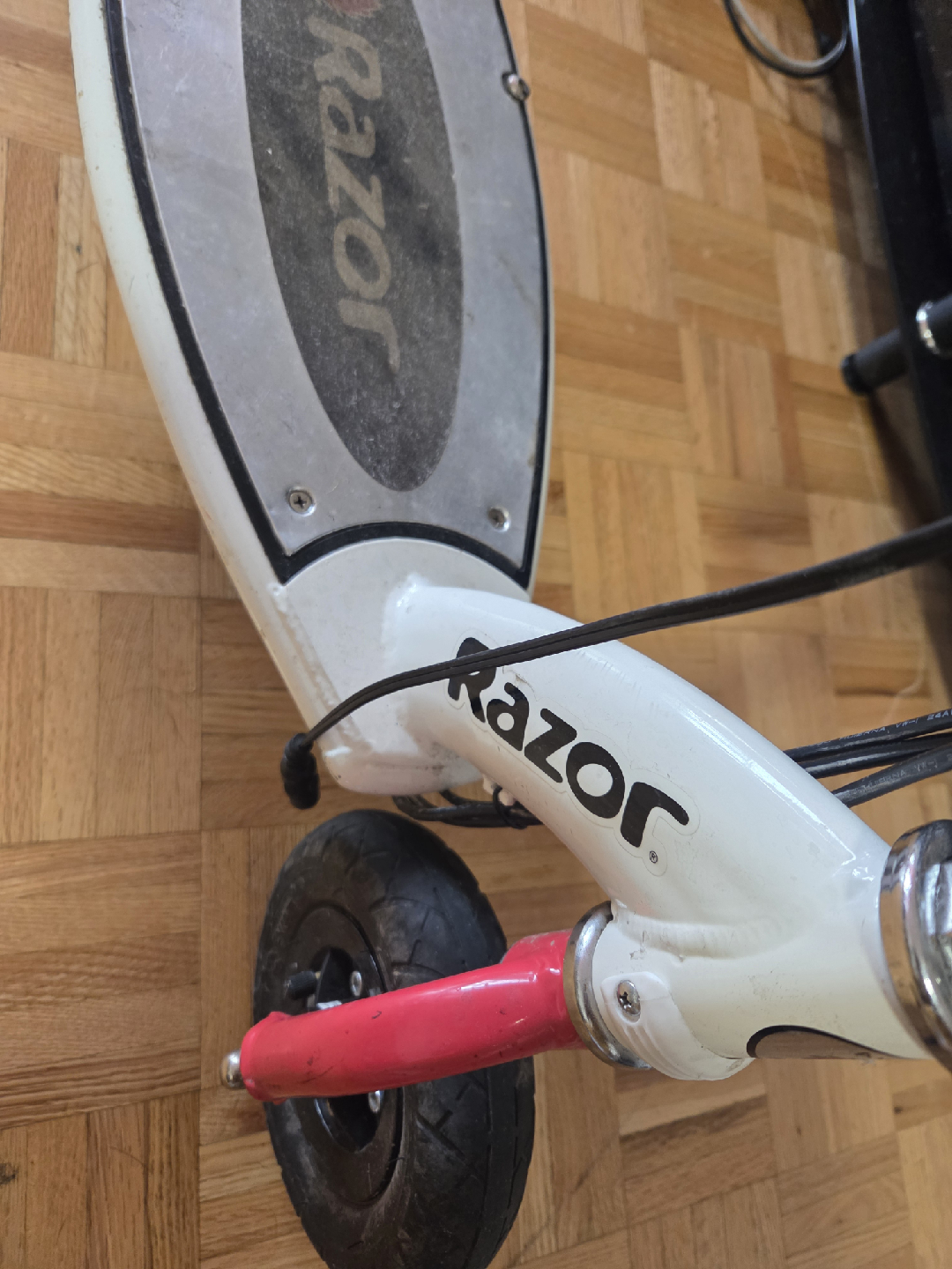 Razor Electric Scooter - photo 2