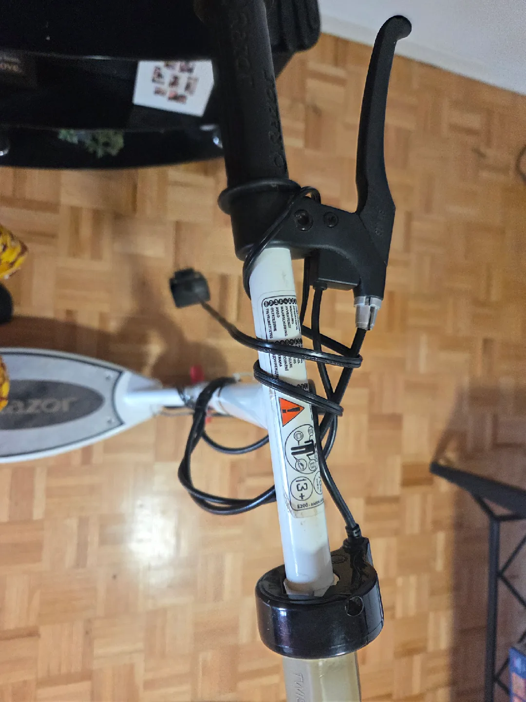 Razor Electric Scooter image indicator(4)