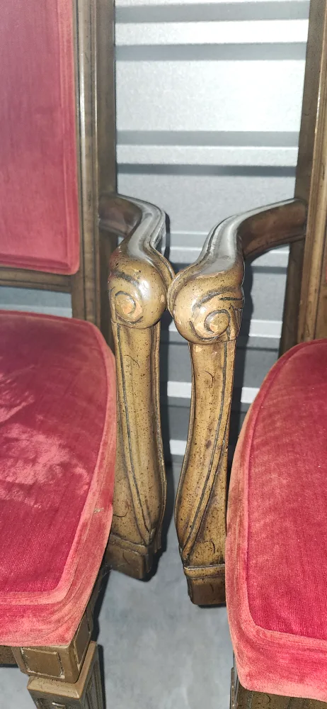 Pair of Red  Chairs..Sillas Hermosas image indicator(5)