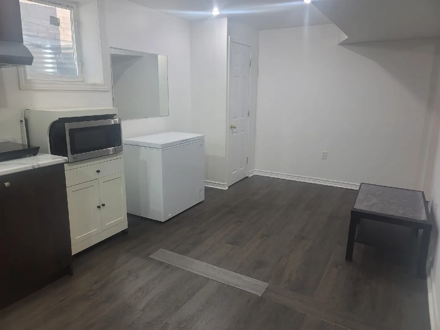 Basement for rent image indicator(4)