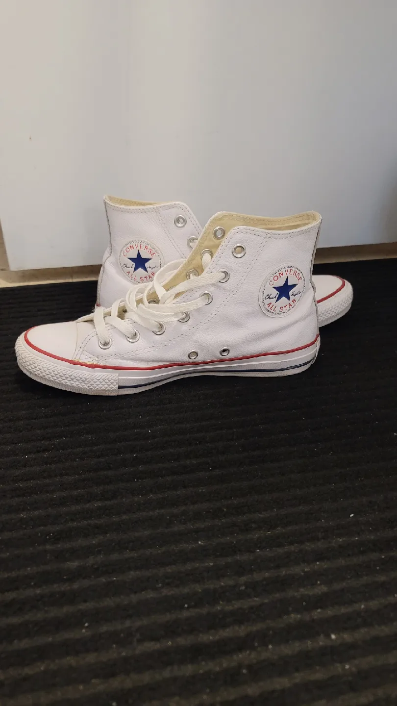 Converse Chuck Taylor All Star Leather High Top - White image indicator(2)