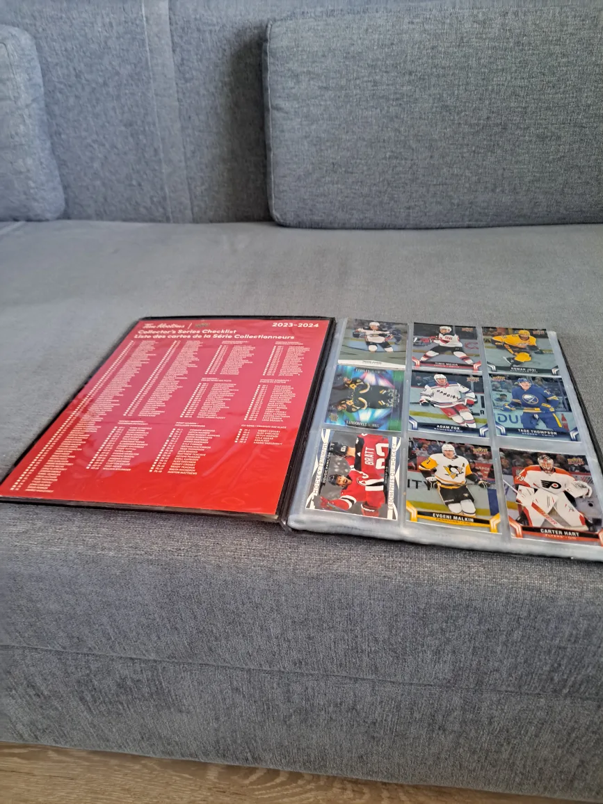 Tim Hortons NHL Trading Cards 2023-2024 Collector's Series image indicator(3)