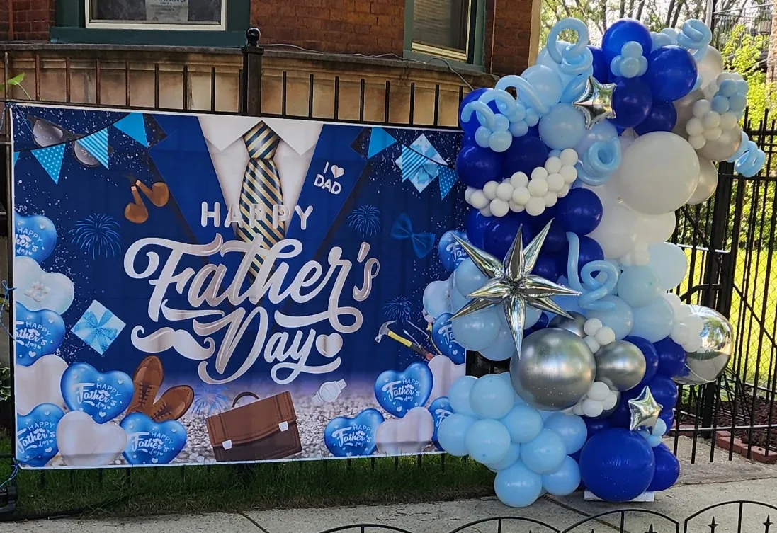 Balloon-A-Tic,  Balloon Artist image indicator(9)