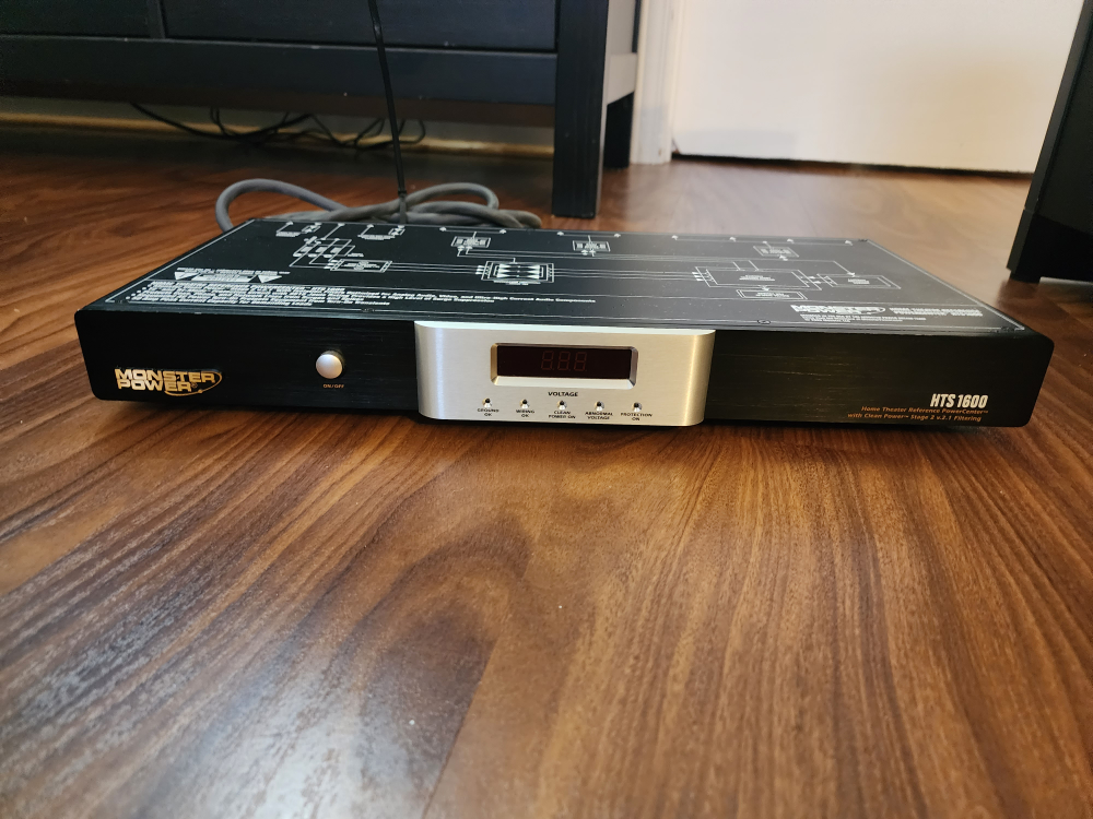 Monster Power HTS 1600 Home Theatre Reference PowerCenter