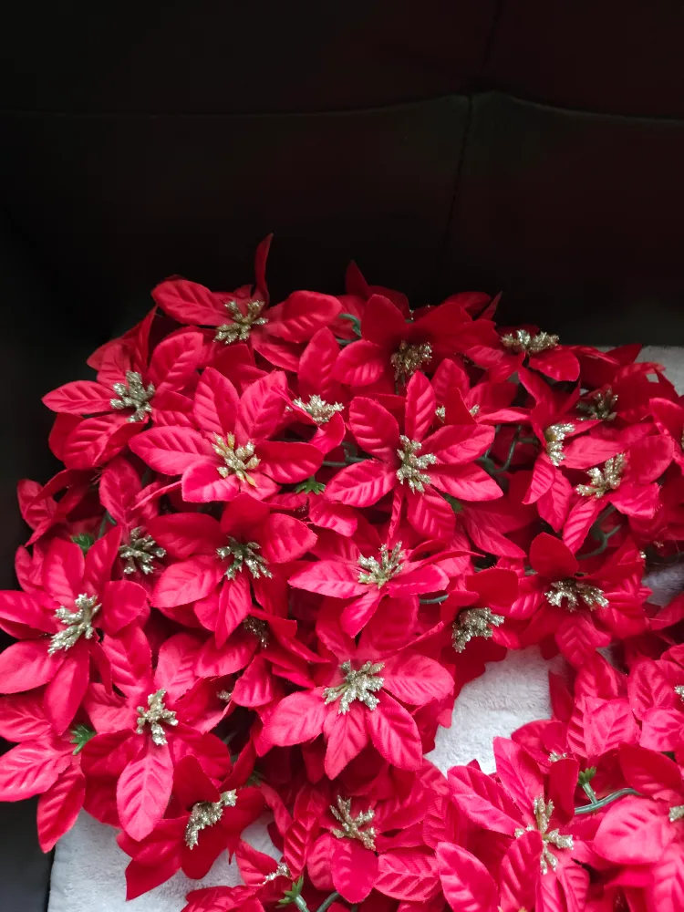 Red Poinsettia Garland - 4 pieces at 5ft 6in each image indicator(2)