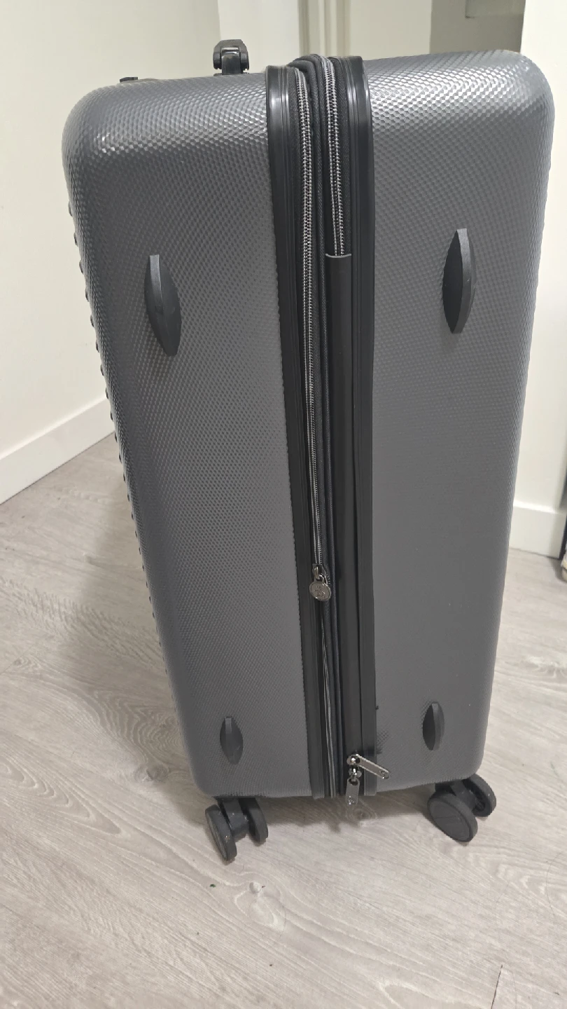 Original Attitude Grey Hardside Suitcase - photo 4